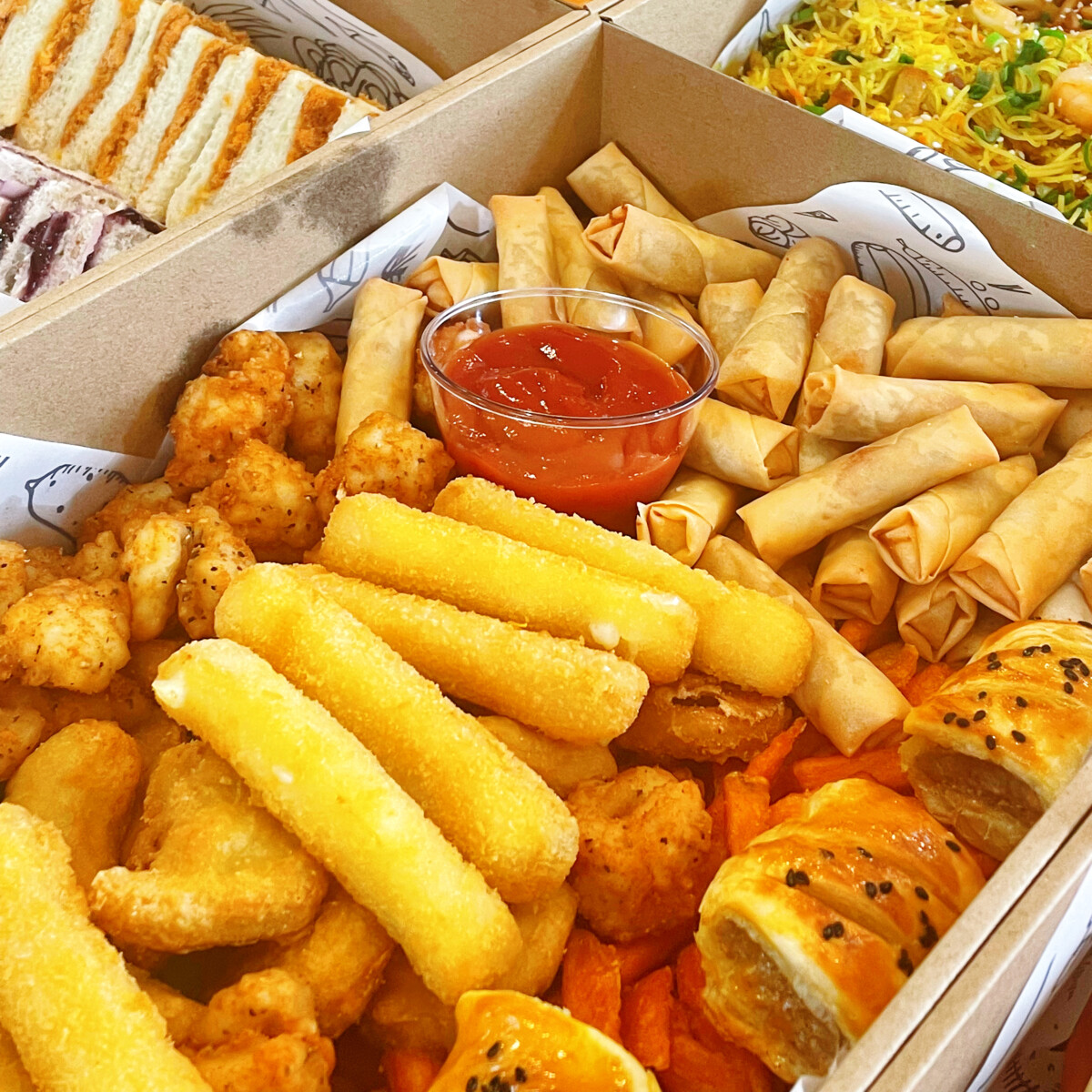 Party Mix Tray Seven Salad